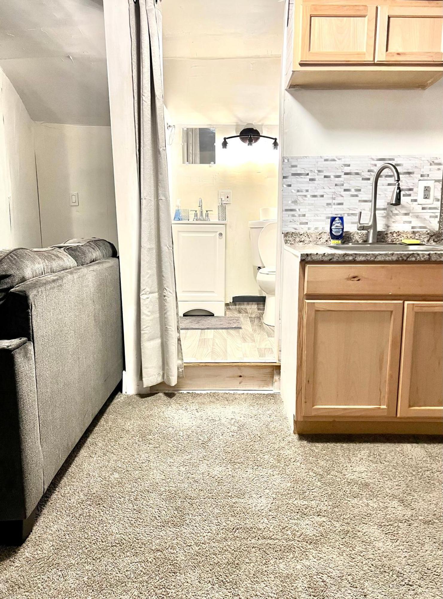 Two Bedroom Villa Studio With Fireplace & Living Room Detroit Exterior foto
